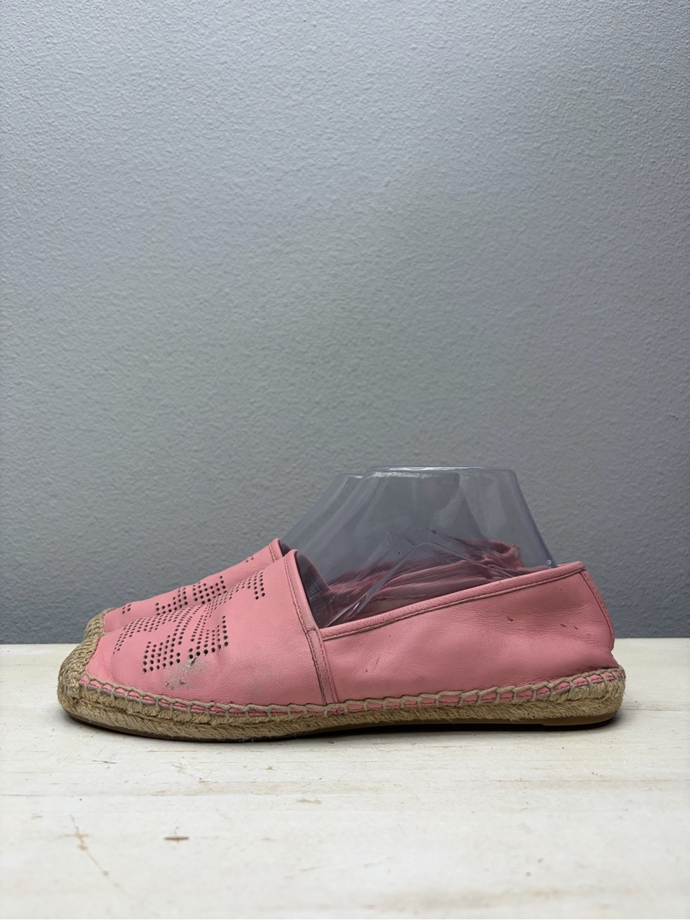 Tory Burch Pink Leather Perforated Espadrilles Size 9